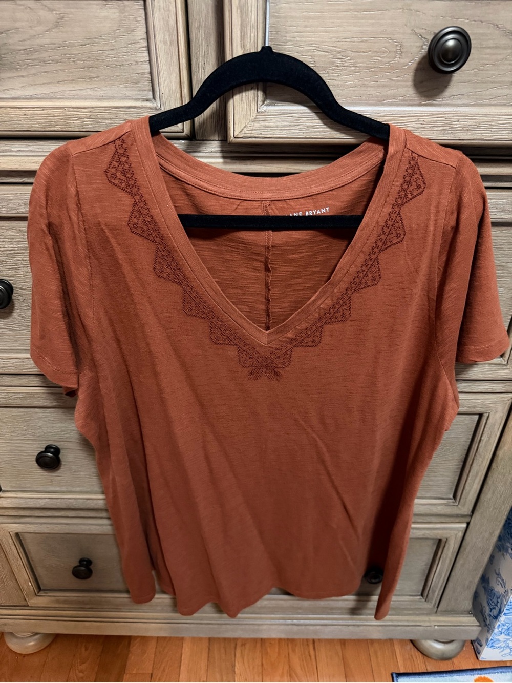 Lane Bryant V-Neck Short Sleeve Tee in Rust